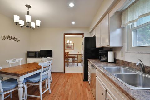 Tiny photo for 1064 Hillsdale Drive, Columbus, OH 43224 (MLS # 225042102)