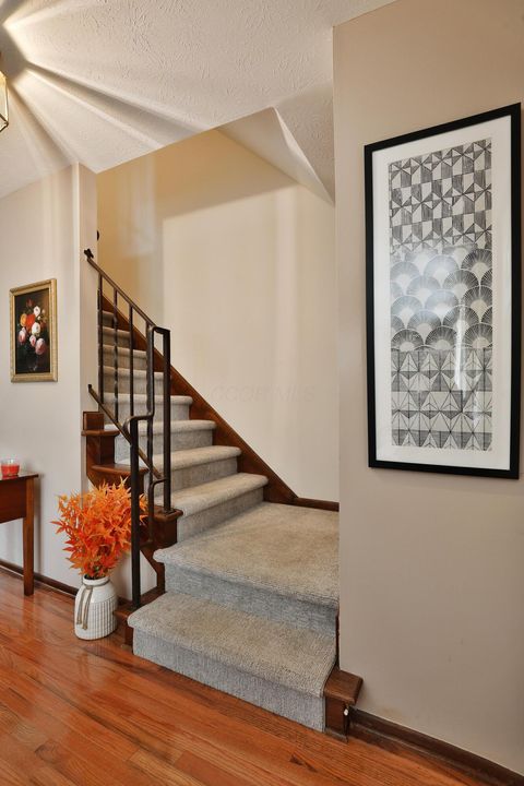 Tiny photo for 1064 Hillsdale Drive, Columbus, OH 43224 (MLS # 225042102)