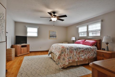 Tiny photo for 1064 Hillsdale Drive, Columbus, OH 43224 (MLS # 225042102)