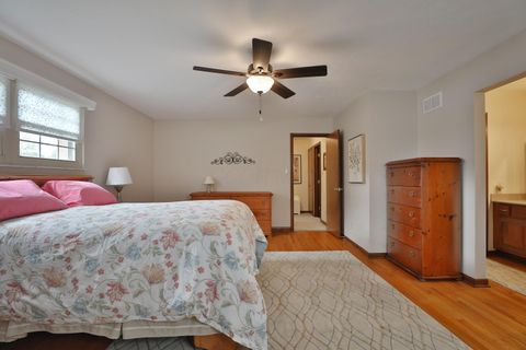 Tiny photo for 1064 Hillsdale Drive, Columbus, OH 43224 (MLS # 225042102)