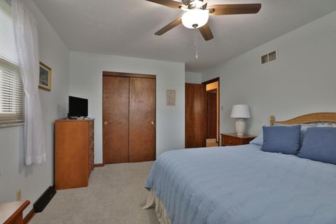 Tiny photo for 1064 Hillsdale Drive, Columbus, OH 43224 (MLS # 225042102)