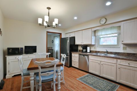 Tiny photo for 1064 Hillsdale Drive, Columbus, OH 43224 (MLS # 225042102)