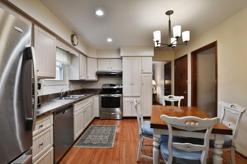 Tiny photo for 1064 Hillsdale Drive, Columbus, OH 43224 (MLS # 225042102)