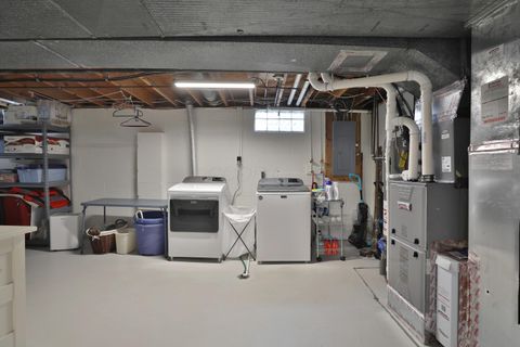 Tiny photo for 1064 Hillsdale Drive, Columbus, OH 43224 (MLS # 225042102)