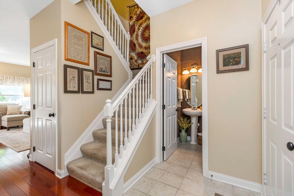 3933 HILL PARK RD, HILLIARD, OH 43026 - Image c19d9de50f46e2fef0da3d71577f22c8/1990149758