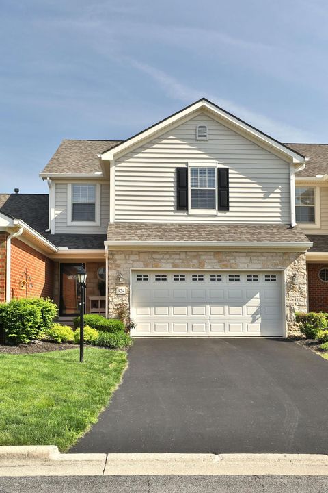 Photo of 924 Chara Lane, Columbus, OH 43240 (MLS # 226014499)