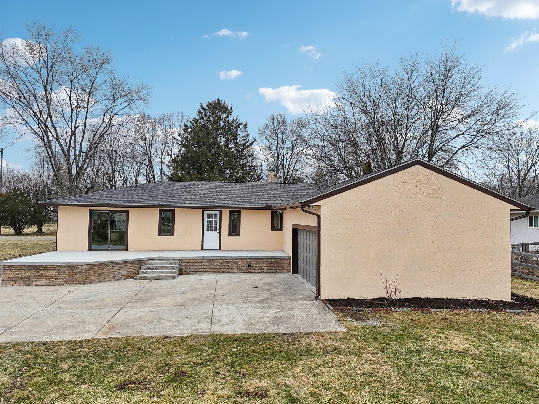 6548 Charles Road, Westerville, Ohio image 32