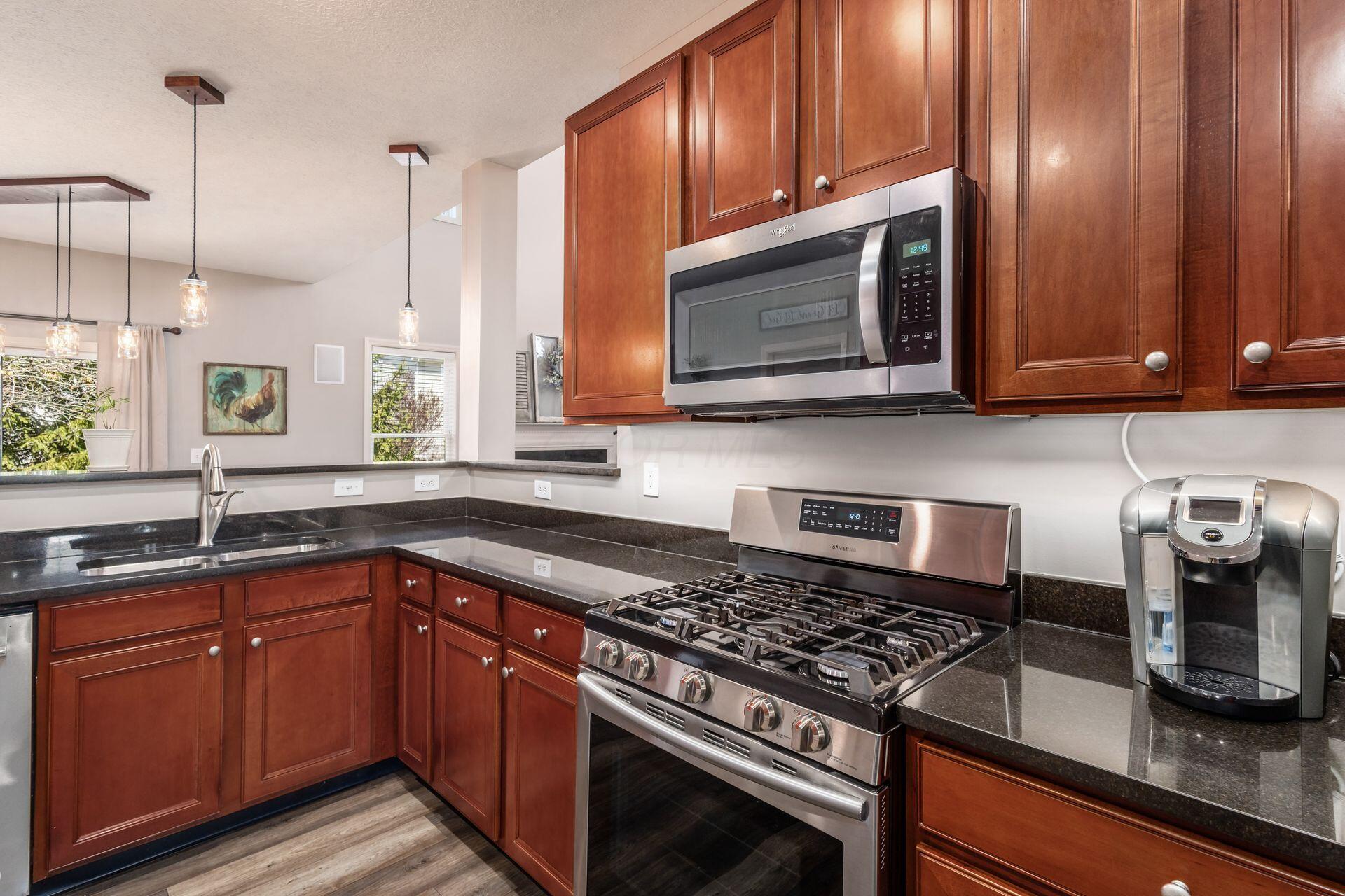 6148 Ryan Woods Way, Hilliard, Ohio image 11
