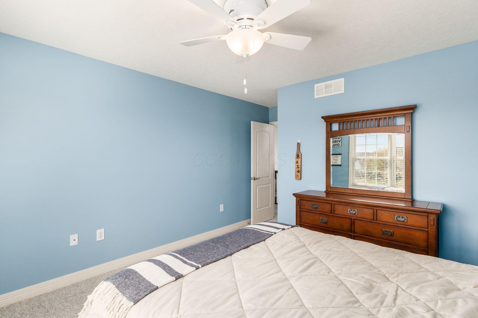 6148 Ryan Woods Way, Hilliard, Ohio image 33