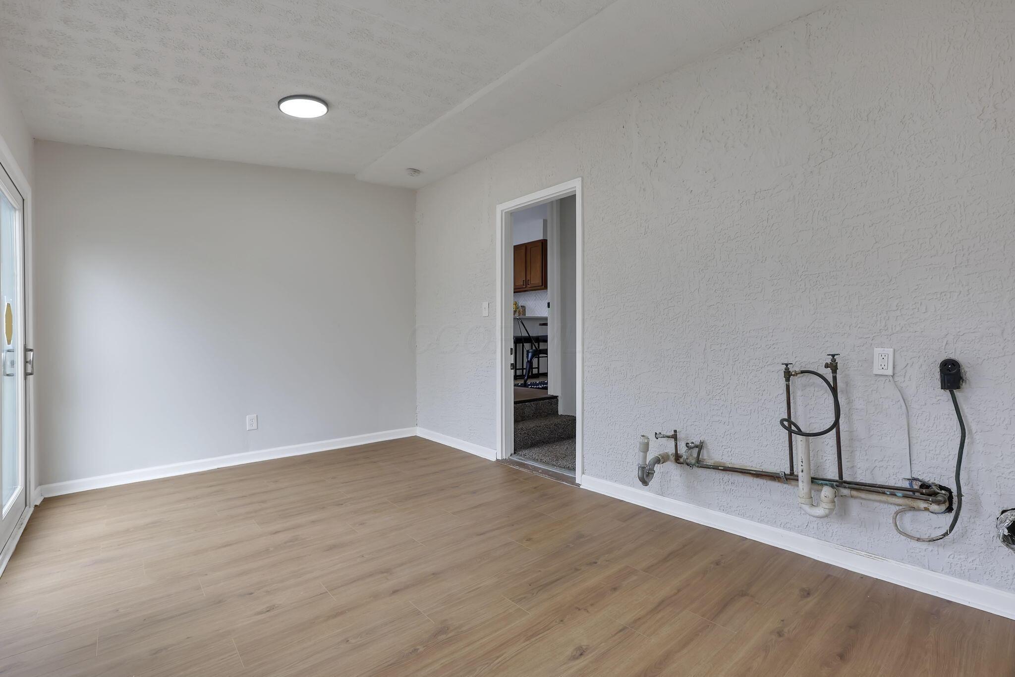 5297 Ivyhurst Drive, Columbus, Ohio image 25