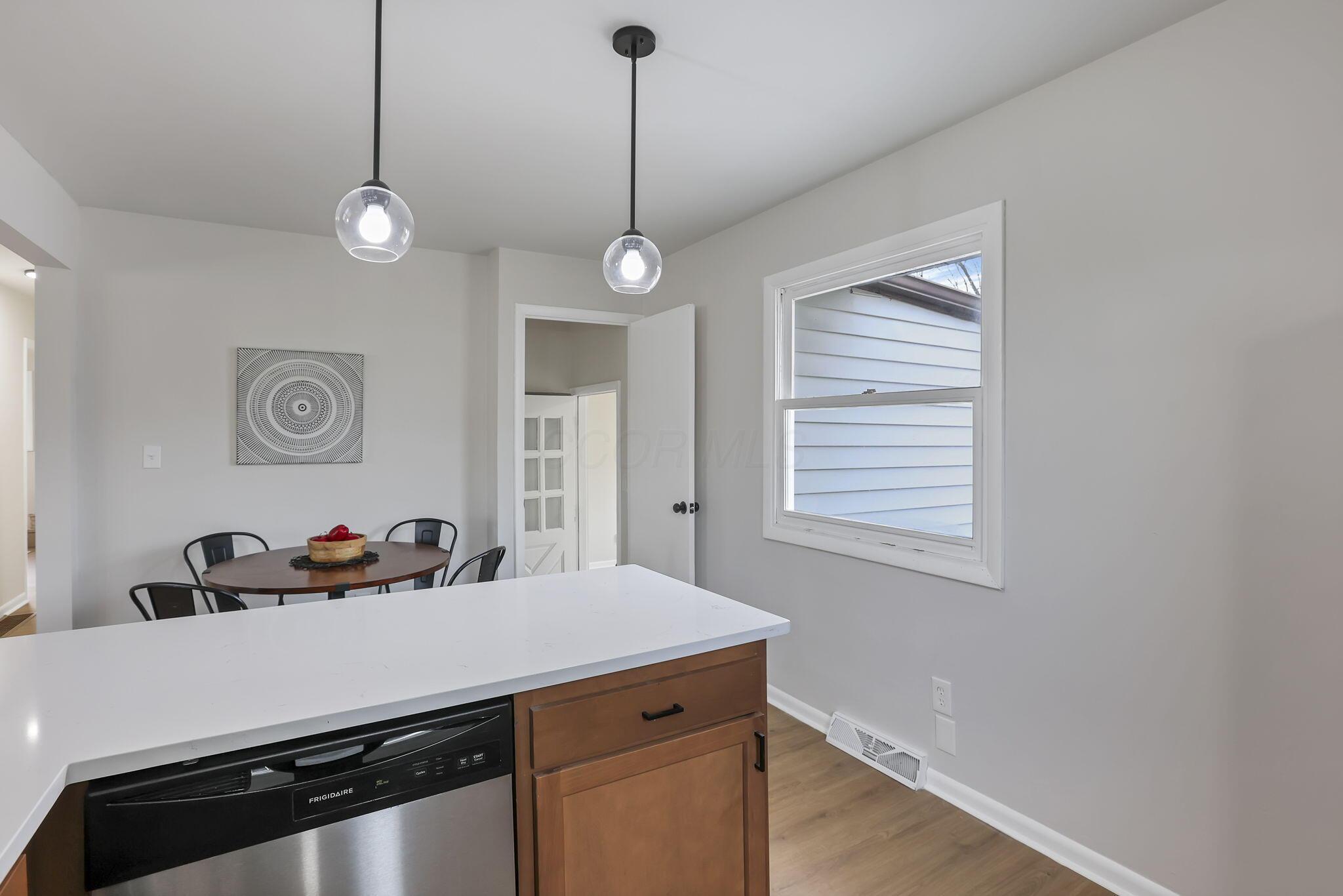 5297 Ivyhurst Drive, Columbus, Ohio image 21