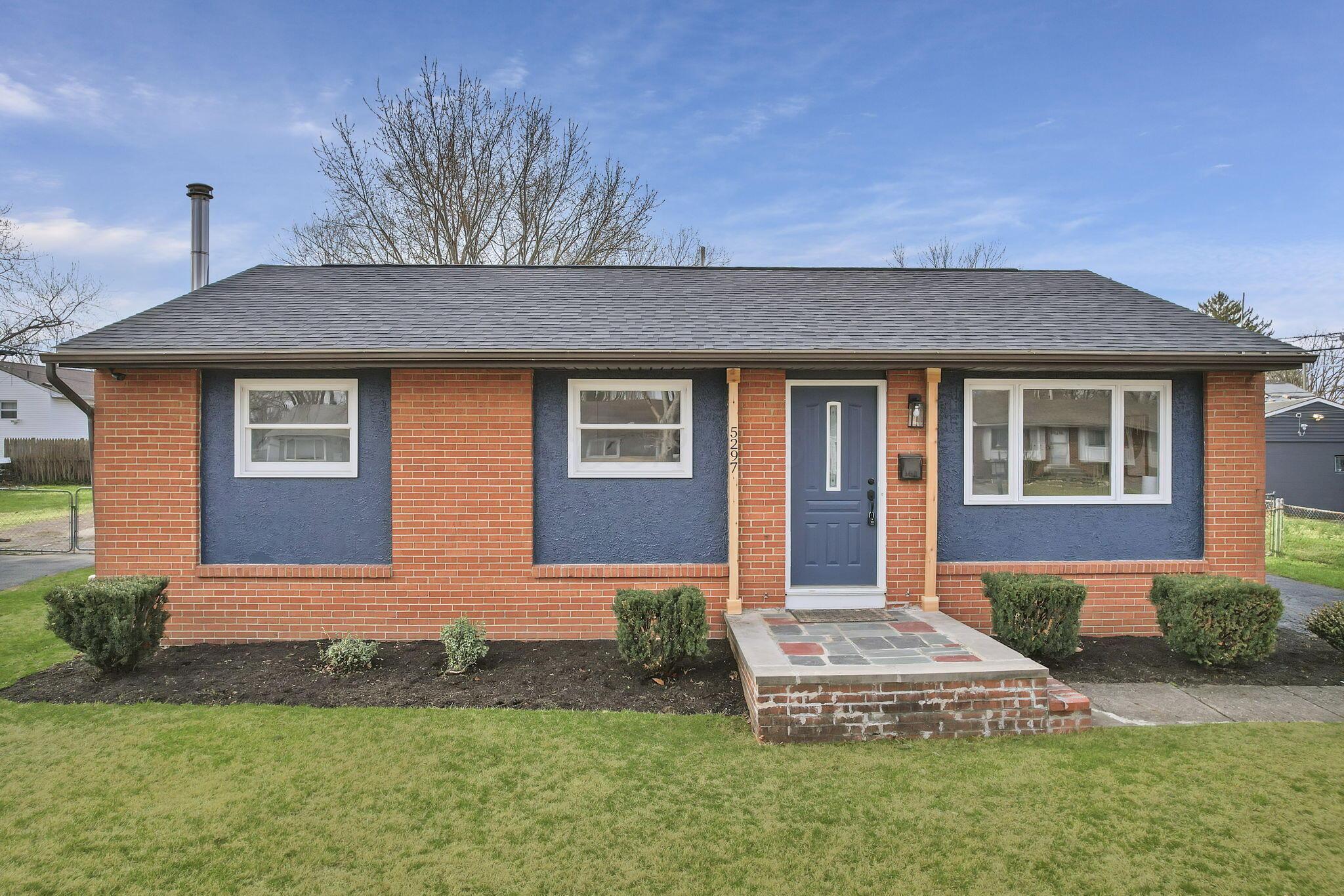 5297 Ivyhurst Drive, Columbus, Ohio image 1