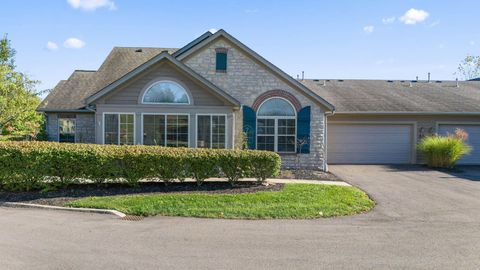 Photo of 131 Stonegate Drive, Pataskala, OH 43062 (MLS # 226007576)