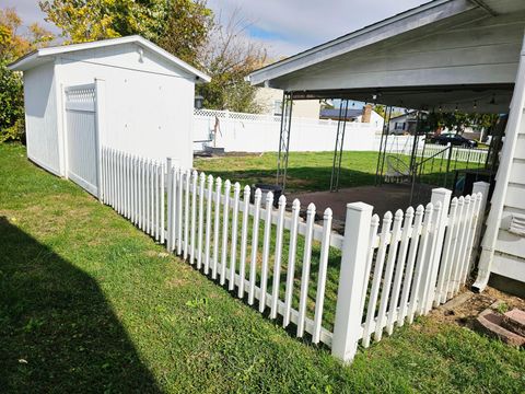 Tiny photo for 606 Willabar Drive, Washington Court House, OH 43160 (MLS # 225041790)