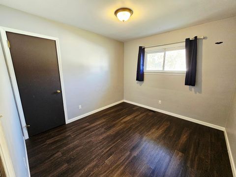 Tiny photo for 606 Willabar Drive, Washington Court House, OH 43160 (MLS # 225041790)