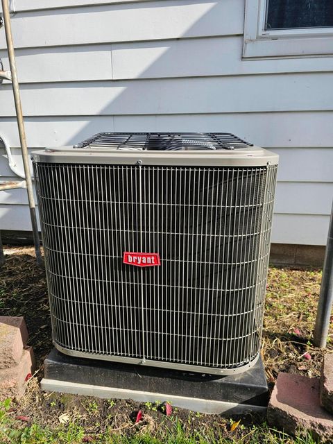 Tiny photo for 606 Willabar Drive, Washington Court House, OH 43160 (MLS # 225041790)