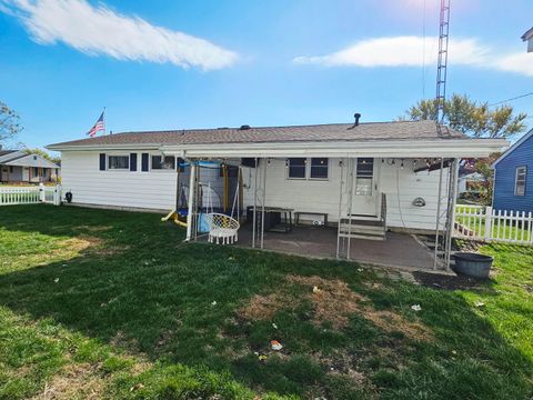 Tiny photo for 606 Willabar Drive, Washington Court House, OH 43160 (MLS # 225041790)