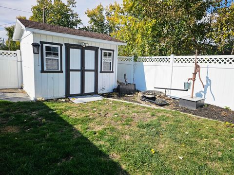 Tiny photo for 606 Willabar Drive, Washington Court House, OH 43160 (MLS # 225041790)