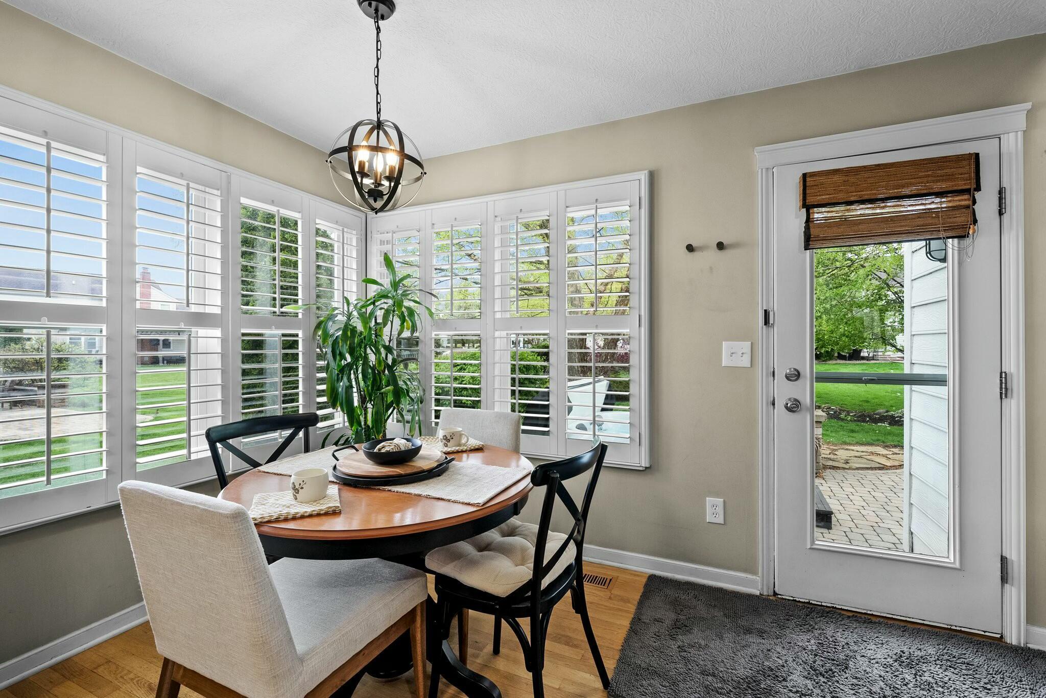 5517 Royal Dublin Drive, Dublin, Ohio image 24