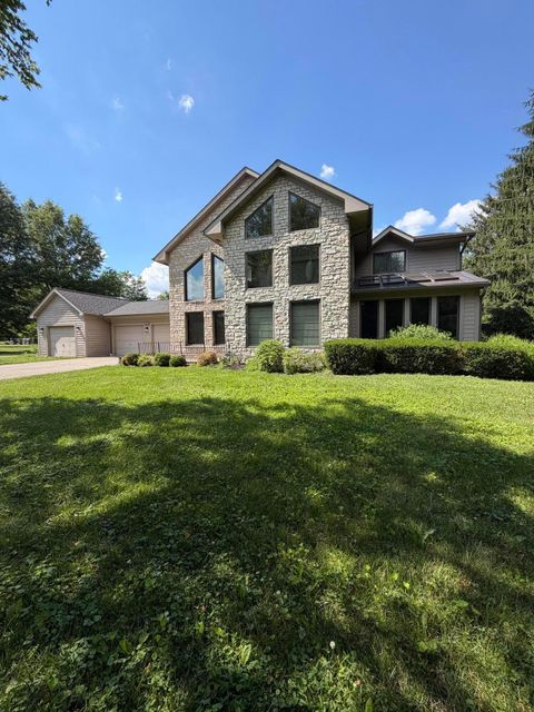 Homes For Sale - 4111 Curve Road<br/> Delaware County, Delaware, OH 43015