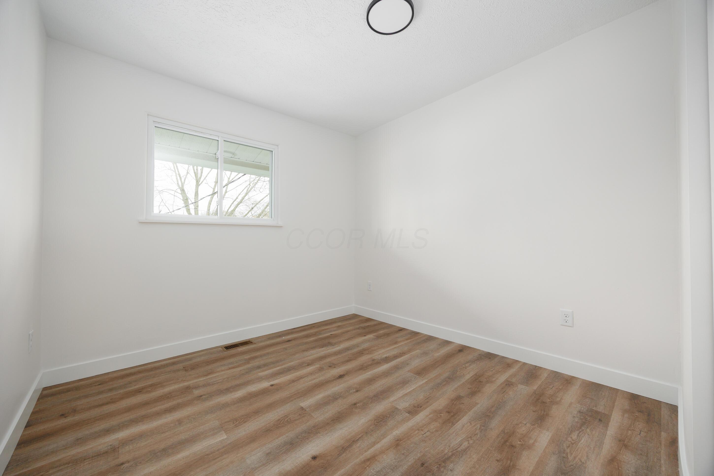 46 Kendall Street, London, Ohio image 27