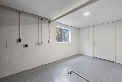 Tiny photo for 1030 Dalehurst Road, Columbus, OH 43219 (MLS # 225037593)