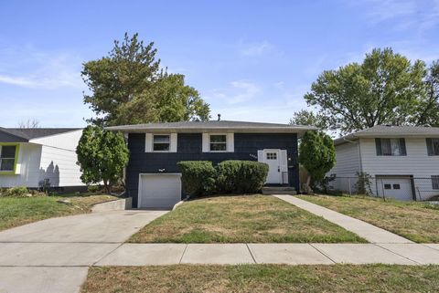Tiny photo for 1030 Dalehurst Road, Columbus, OH 43219 (MLS # 225037593)