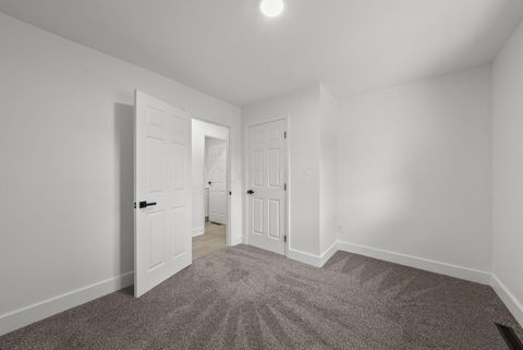 Tiny photo for 1030 Dalehurst Road, Columbus, OH 43219 (MLS # 225037593)