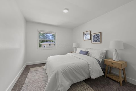 Tiny photo for 1030 Dalehurst Road, Columbus, OH 43219 (MLS # 225037593)