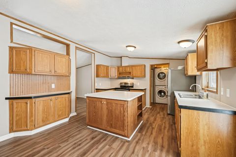 Tiny photo for 322 Clagg Street, Bellefontaine, OH 43311 (MLS # 225044701)