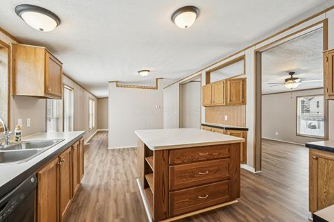 Tiny photo for 322 Clagg Street, Bellefontaine, OH 43311 (MLS # 225044701)