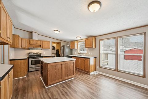 Tiny photo for 322 Clagg Street, Bellefontaine, OH 43311 (MLS # 225044701)