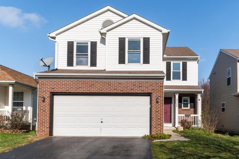 Photo of 2566 Edencreek Lane, Columbus, OH 43207 (MLS # 225045418)