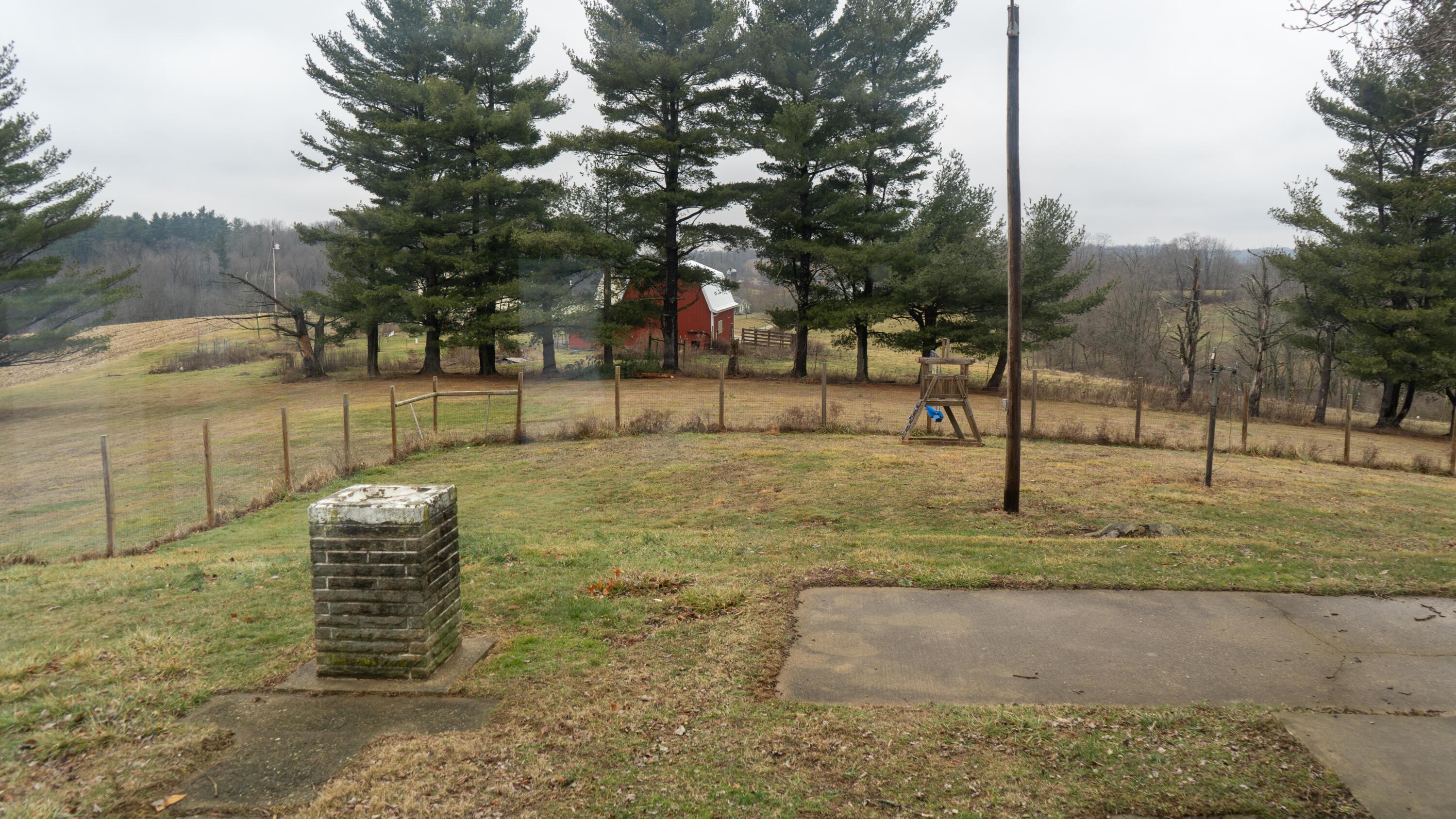 1425 Flint Ridge Road, Hopewell, Ohio image 40