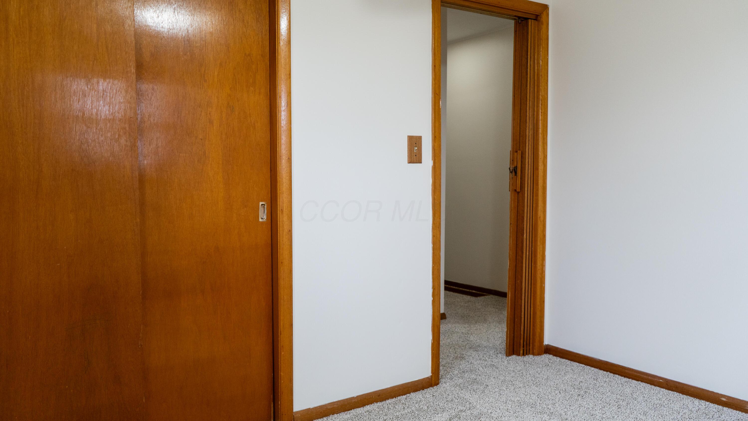 1425 Flint Ridge Road, Hopewell, Ohio image 20