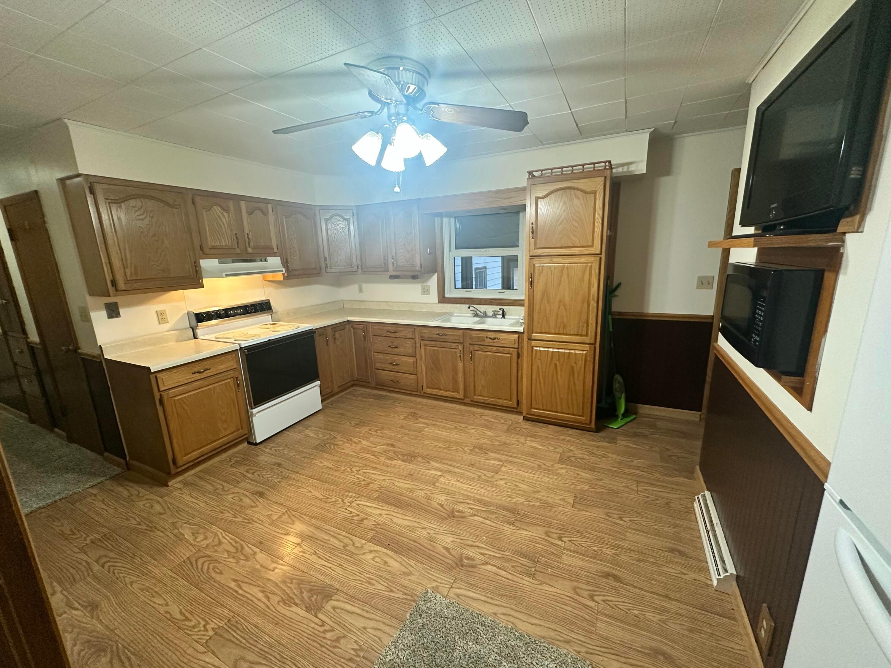 1425 Flint Ridge Road, Hopewell, Ohio image 4