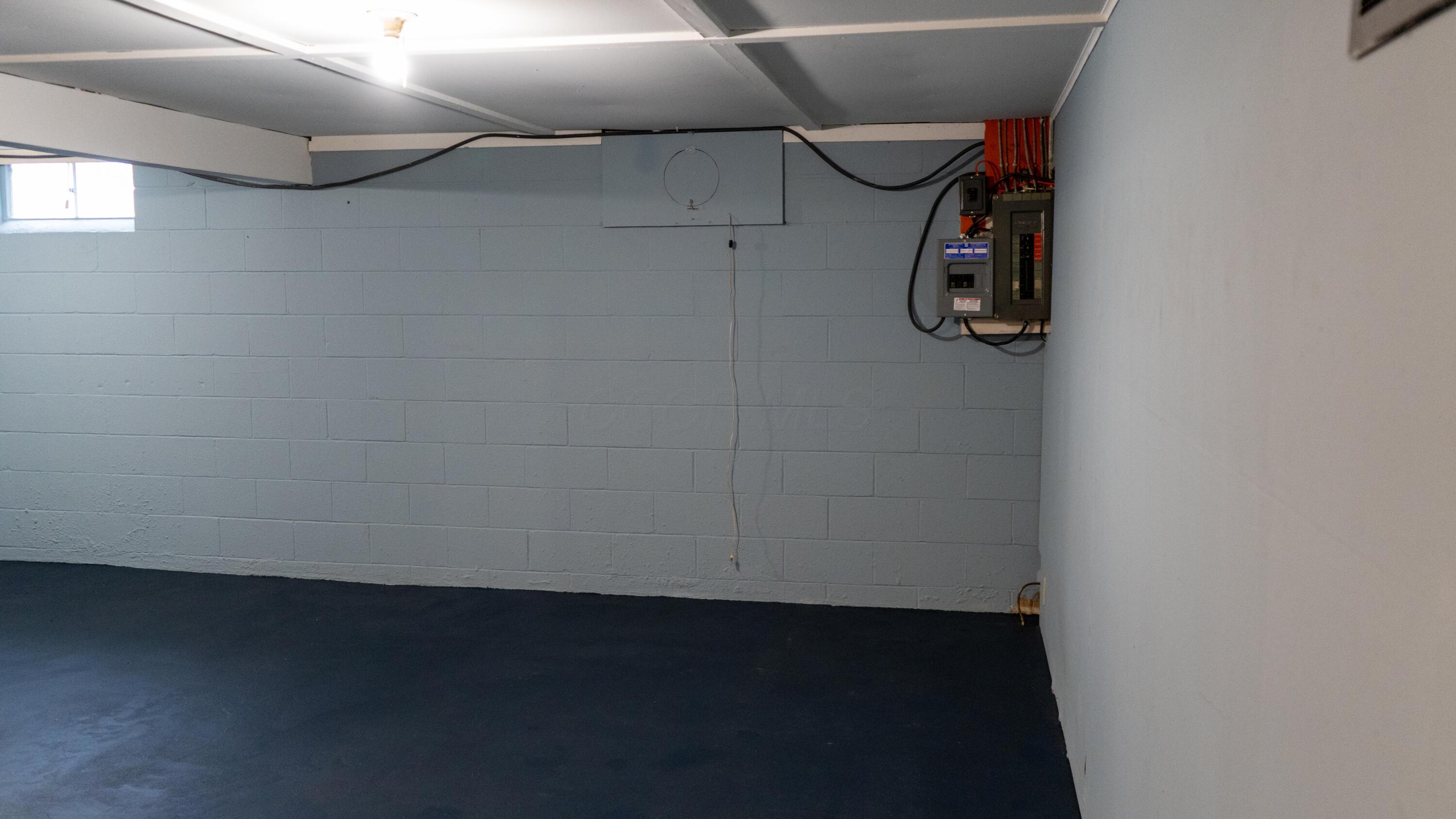 1425 Flint Ridge Road, Hopewell, Ohio image 34