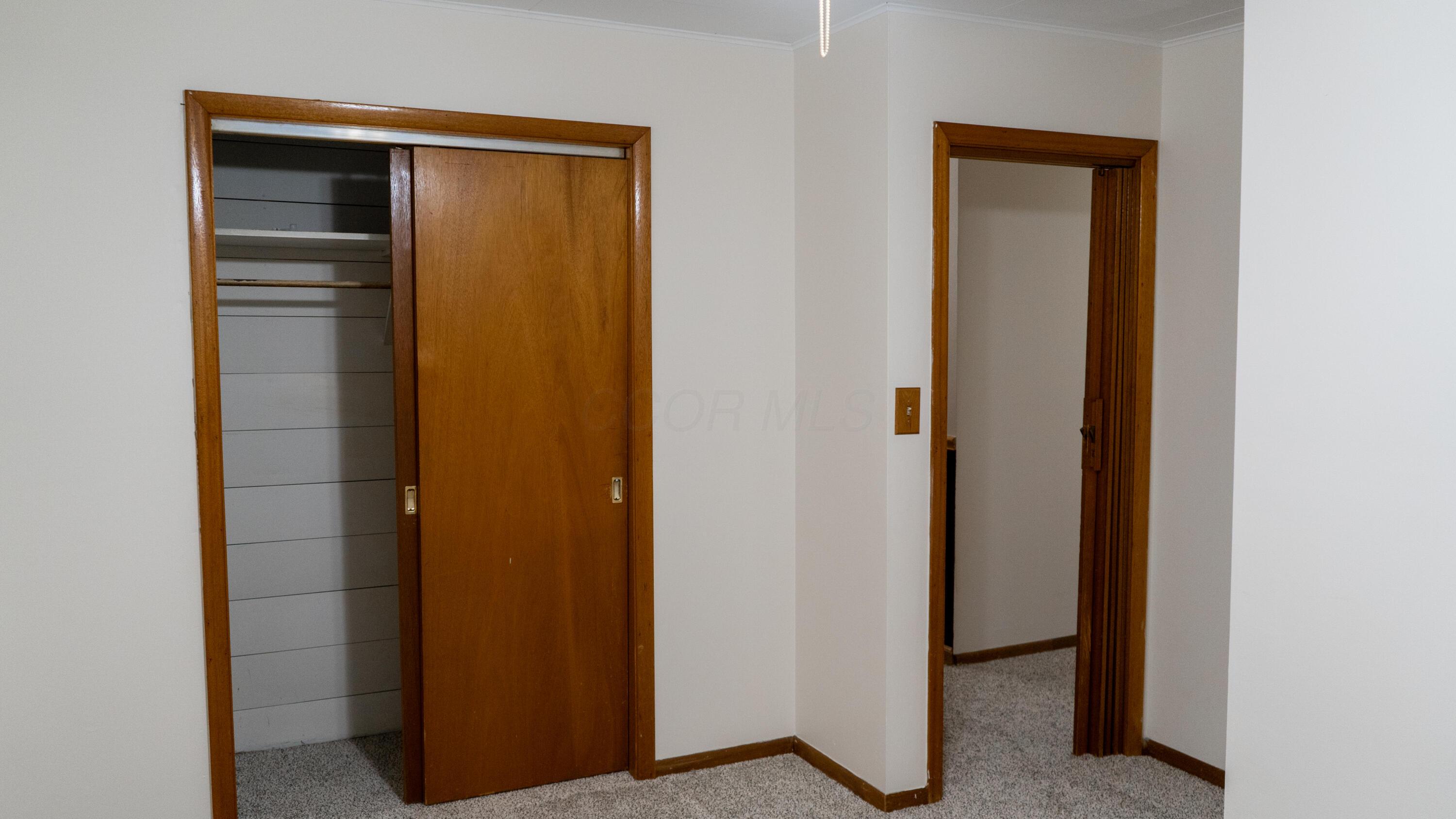 1425 Flint Ridge Road, Hopewell, Ohio image 21