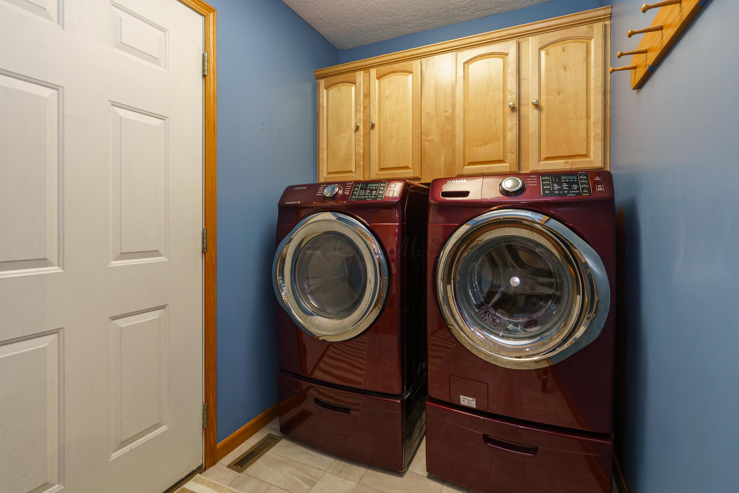 1708 Apple Valley Drive, Howard, Ohio image 31