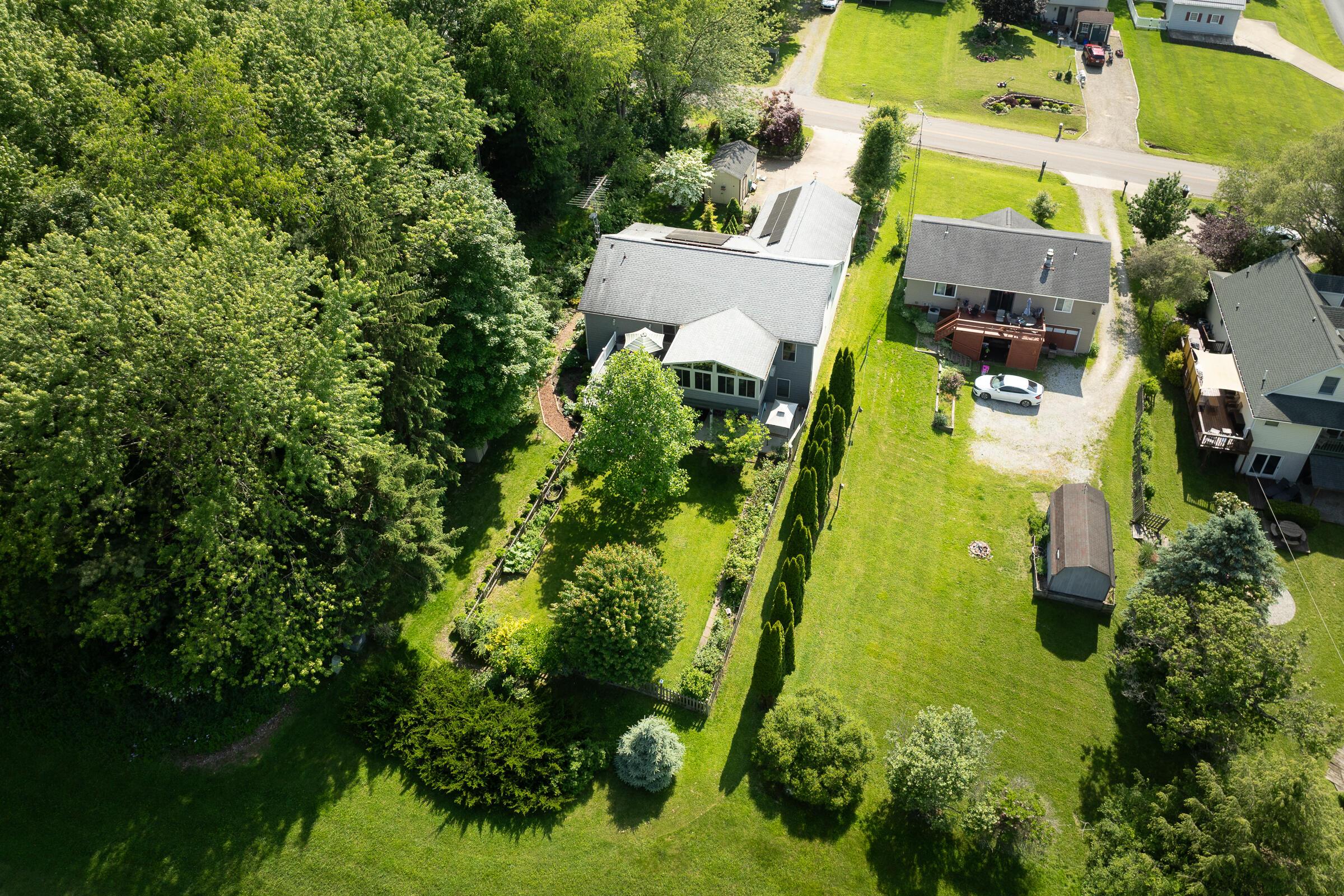 1708 Apple Valley Drive, Howard, Ohio image 3