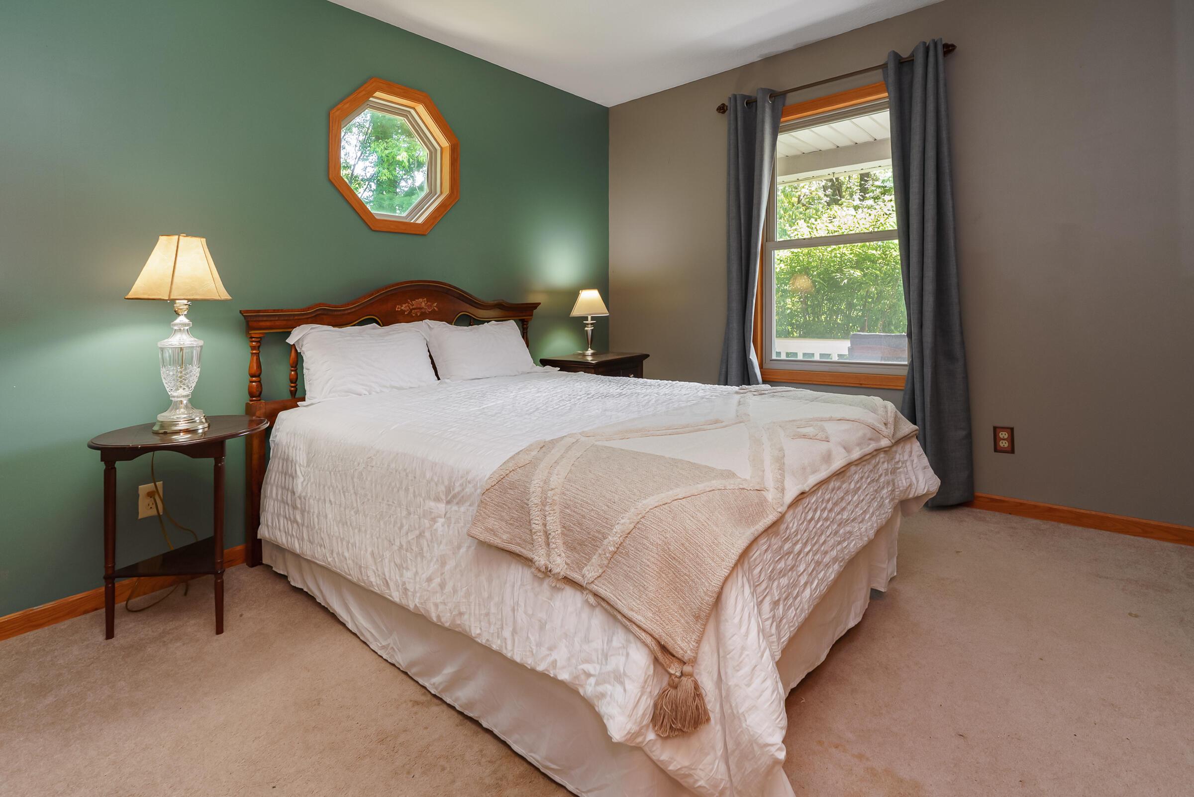 1708 Apple Valley Drive, Howard, Ohio image 37