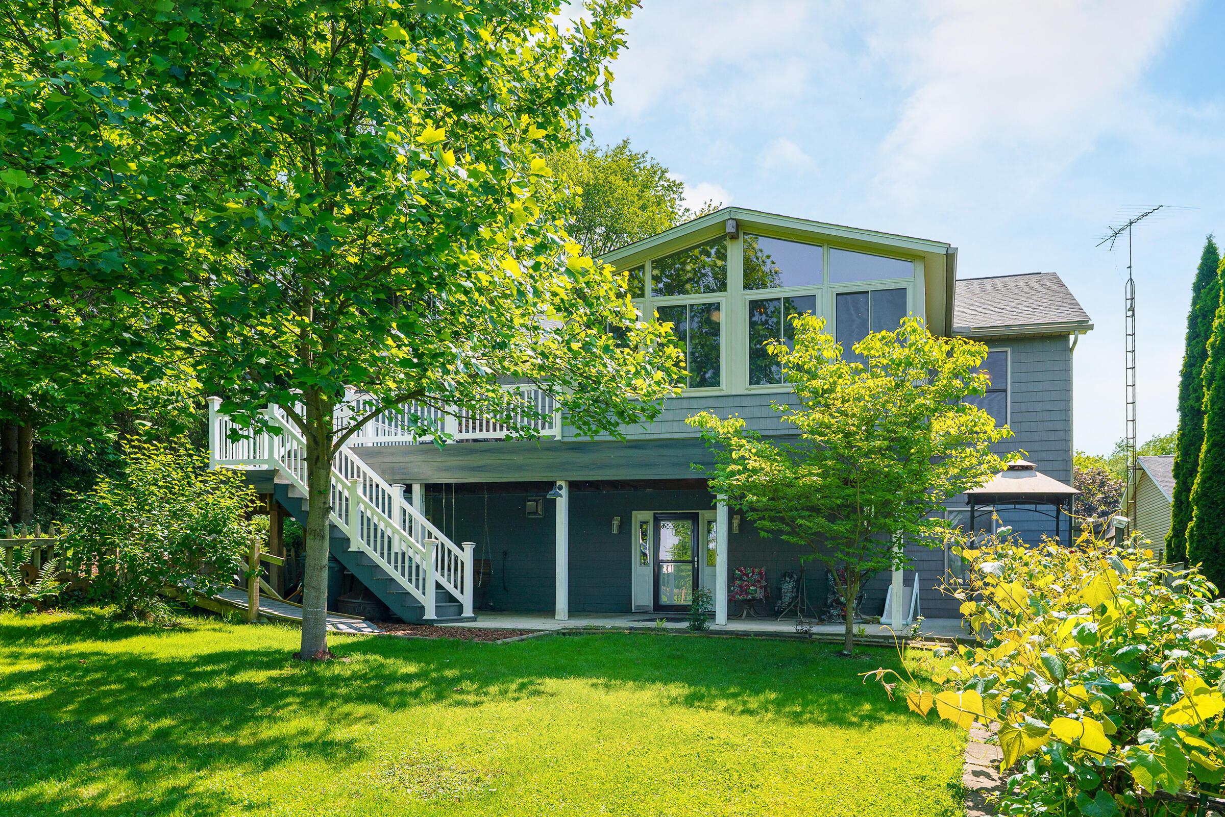 1708 Apple Valley Drive, Howard, Ohio image 13