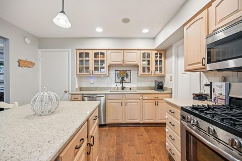 Tiny photo for 5485 Millington Road, Columbus, OH 43235 (MLS # 225039534)
