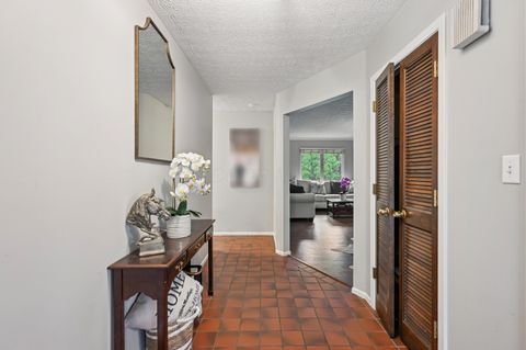Tiny photo for 5485 Millington Road, Columbus, OH 43235 (MLS # 225039534)