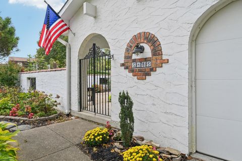 Tiny photo for 5485 Millington Road, Columbus, OH 43235 (MLS # 225039534)