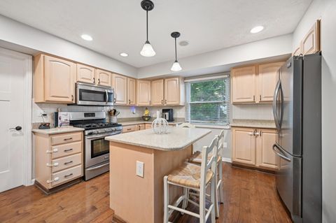 Tiny photo for 5485 Millington Road, Columbus, OH 43235 (MLS # 225039534)