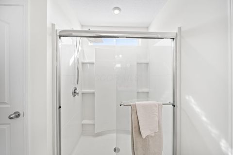 Tiny photo for 1172 Lake Forest Drive, Hebron, OH 43025 (MLS # 226000523)