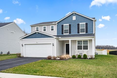 Photo of 1172 Lake Forest Drive, Hebron, OH 43025 (MLS # 226000523)