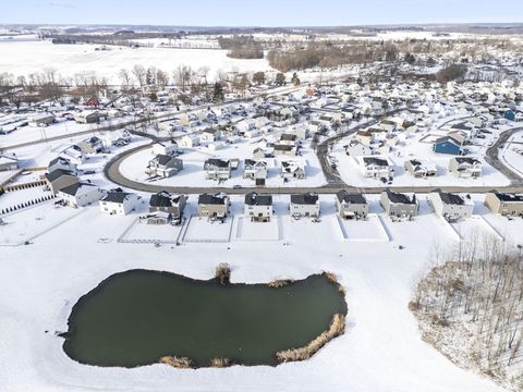 Tiny photo for 1172 Lake Forest Drive, Hebron, OH 43025 (MLS # 226000523)