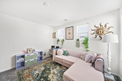 Tiny photo for 1172 Lake Forest Drive, Hebron, OH 43025 (MLS # 226000523)